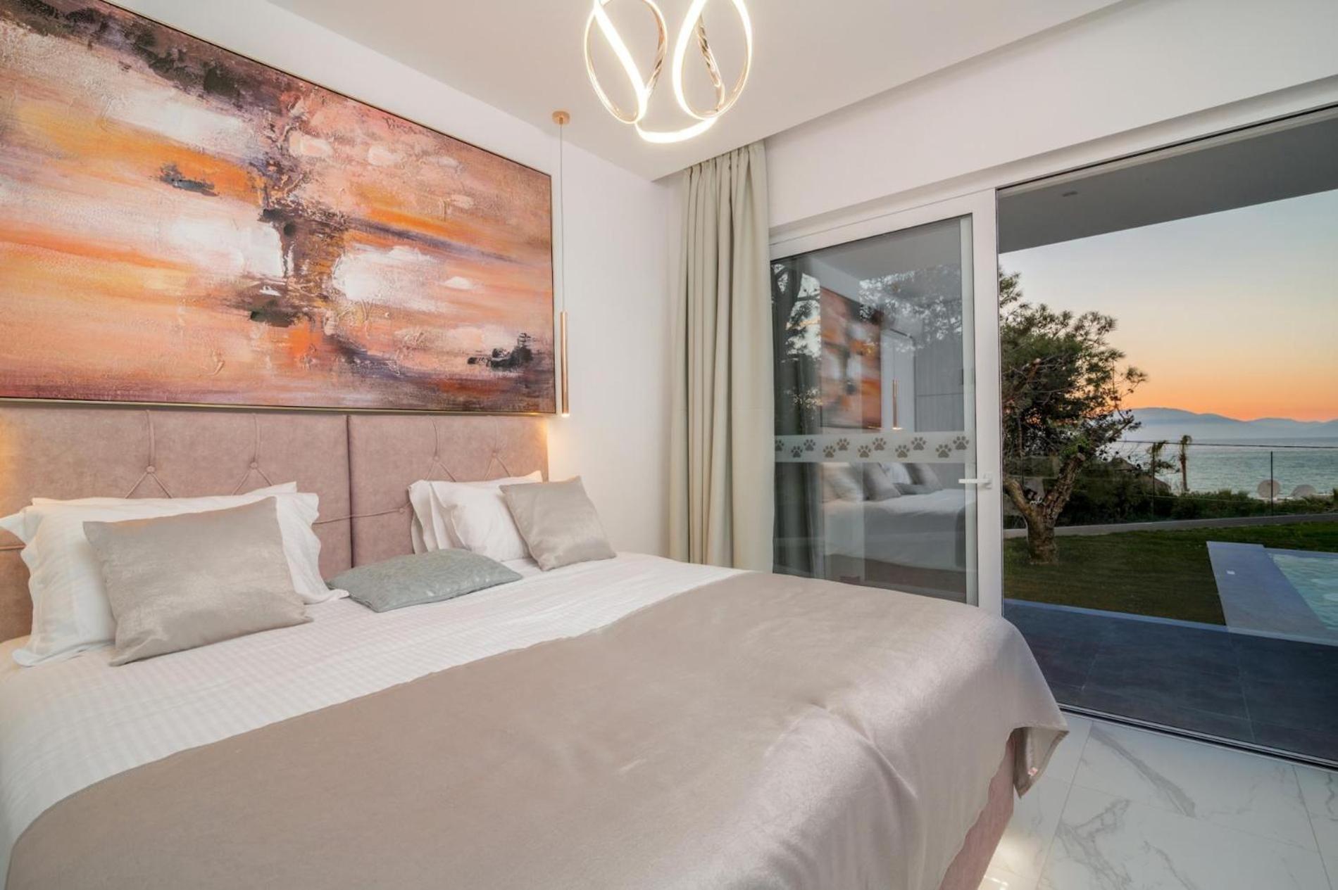 فيلا Cavo Mare Mirazur Luxury Retreat With Private Pool Plános المظهر الخارجي الصورة